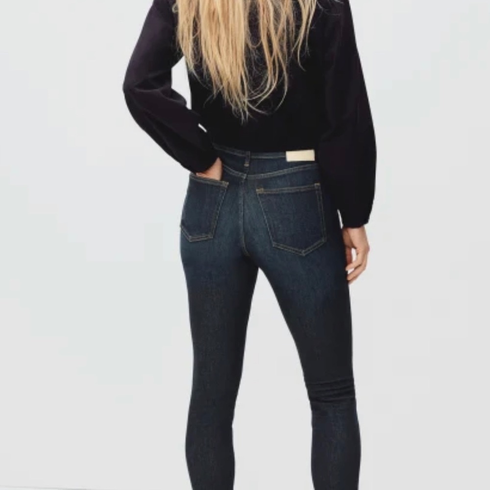 Everlane dark wash regular skinny jeans size 30.
